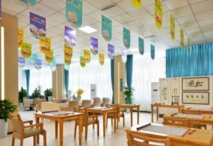 成都亲睦家·鹭湖健康公寓_成都温江区失智养老院价格一览表,成都失智老人养老院