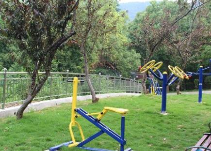 武汉九真山敬老山庄环境图片