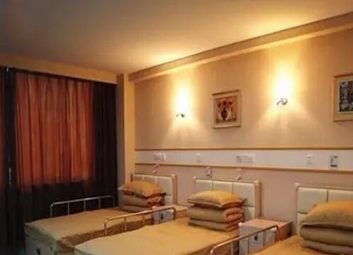 南京易发红日养老院_南京一般养老院