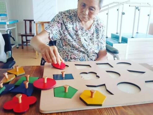 济宁康宁老年公寓_济宁3000元左右老年护理院,济宁老年公寓排名