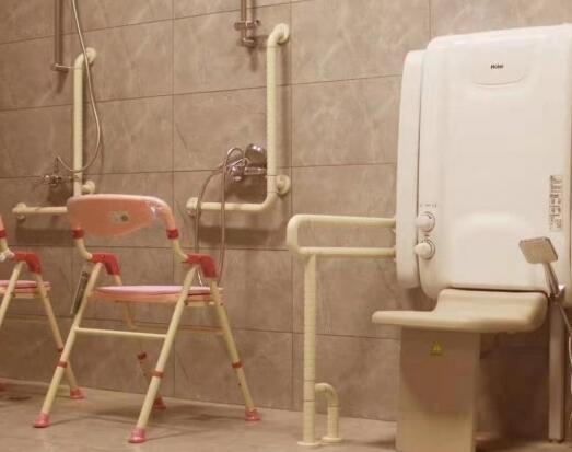 鞍山三成桃花源老年公寓_鞍山养老院列举几家,我想知道鞍山市养老院的价格