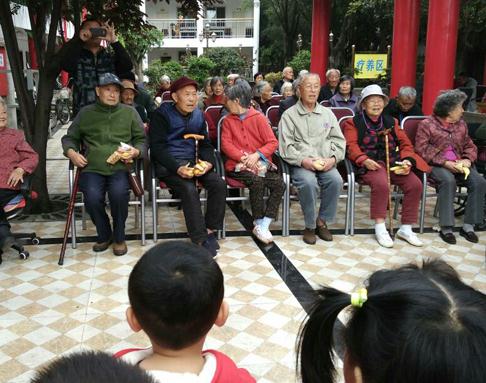 成都市园缘老年公寓_成都成华区瘫痪老人老年公寓有几家