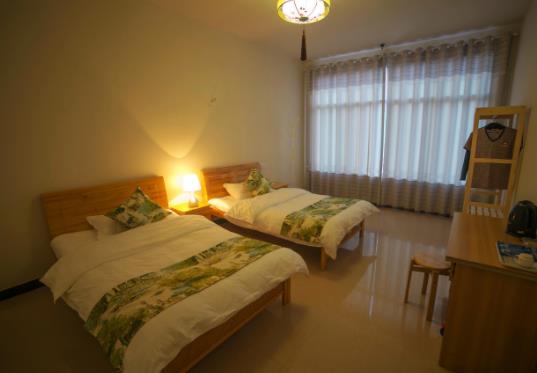 安徽岳西大别山康养基地_安庆比较有名的老年公寓收费标准