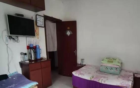 大连附近有医院的养老院价格多少钱？