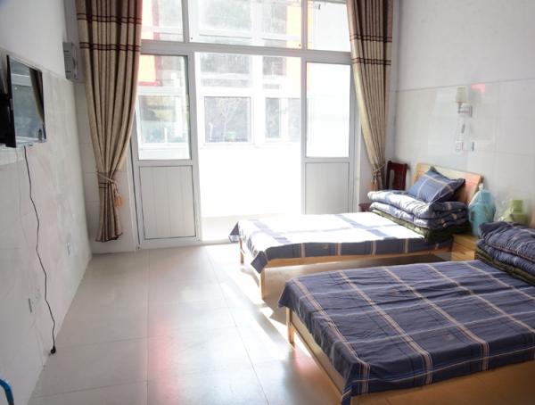 岳西县菖蒲养老中心_安庆3000元左右老年护理院介绍几家