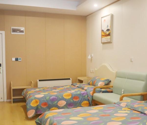 重庆合展至诚老年护养中心_重庆好的养老社区多少钱,重庆市社区养老服务规范