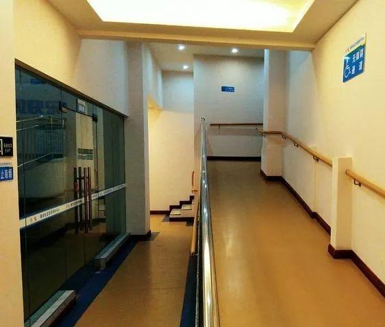 燎原镇蟠龙社区日间照料中心_遵义正规老年护理院费用价格,遵义养老院收费标准