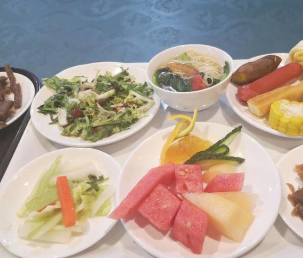 三亚海棠湾柏丽沙滩康养度假酒店_三亚海棠区失能老人老年护理院电话,三亚养老院电话