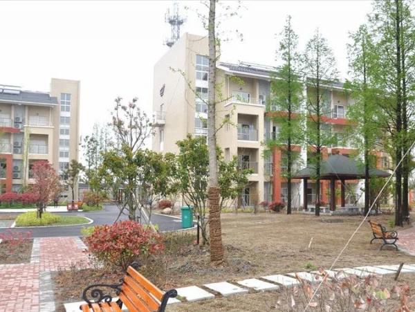 嘉兴市王江泾红景天老年公寓_嘉兴比较有名的养老院有哪些