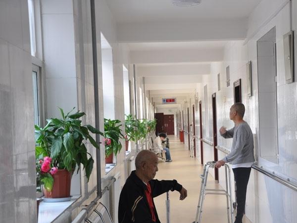 陕西西咸新区沣东新城王寺敬老院_西安中上等养老院价格一览表,西安中颐养老院