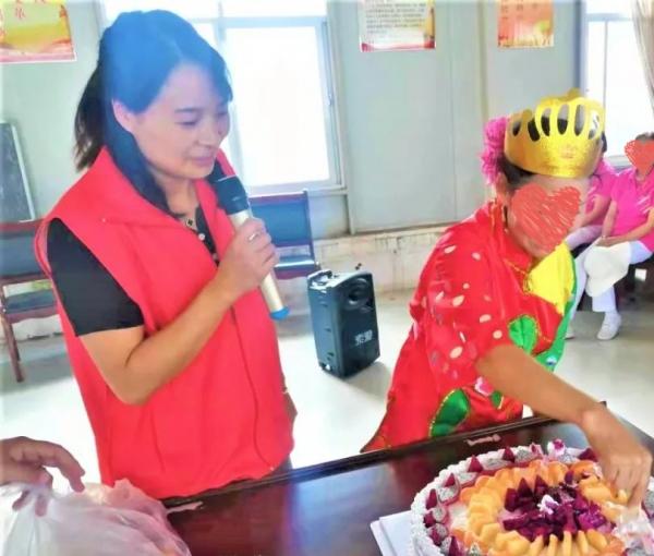 嵩明县暖阳阳老年公寓_昆明包吃包住养老院费用,昆明哪个养老院便宜