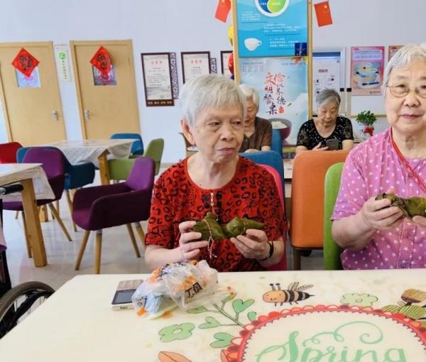 幸福快车金匮居家养老服务中心环境图片