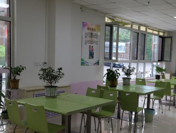 博爱老年护理院_承德8000元养老院,承德养老中心