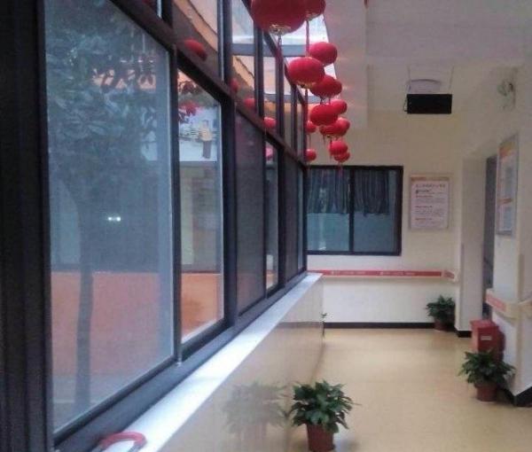 康乃馨老年养护中心_长沙10000元以上老年公寓,长沙养老院多少钱一个