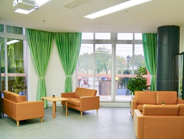 玖玖江南长者护养中心（竹西店）_扬州风景优美养老院电话,扬州附近养老院