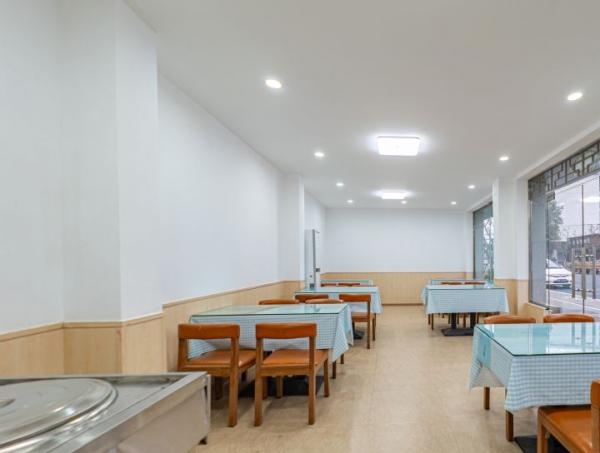 成都市龙泉驿区石灵怡养院_成都龙泉驿区6000元养老院电话